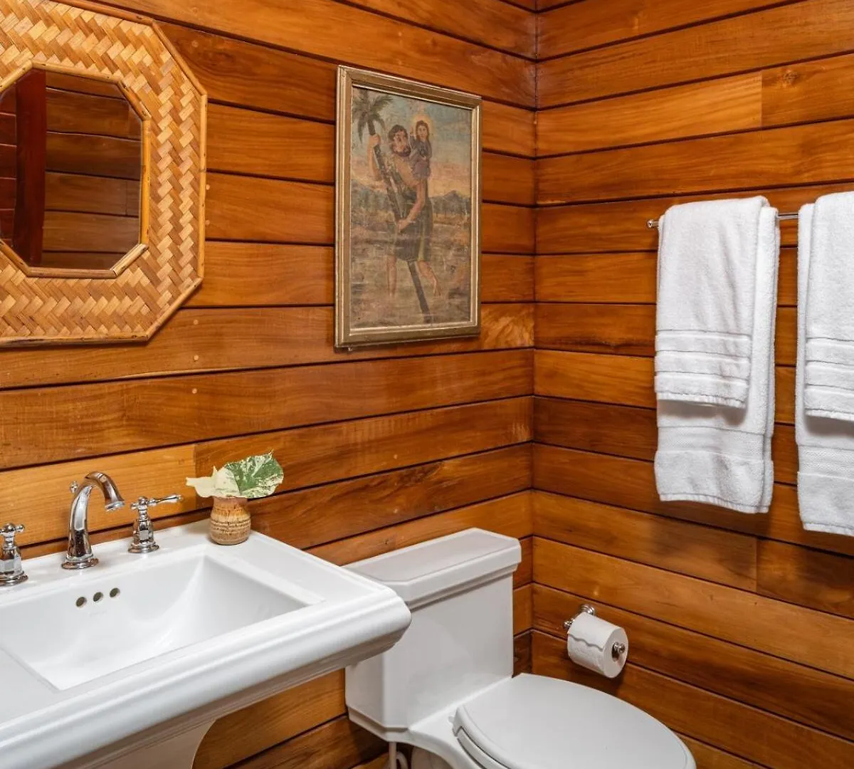 Villa Jamille - Stunningly Designed Villa With Pool, Sauna, & Ocean Views Port Antonio